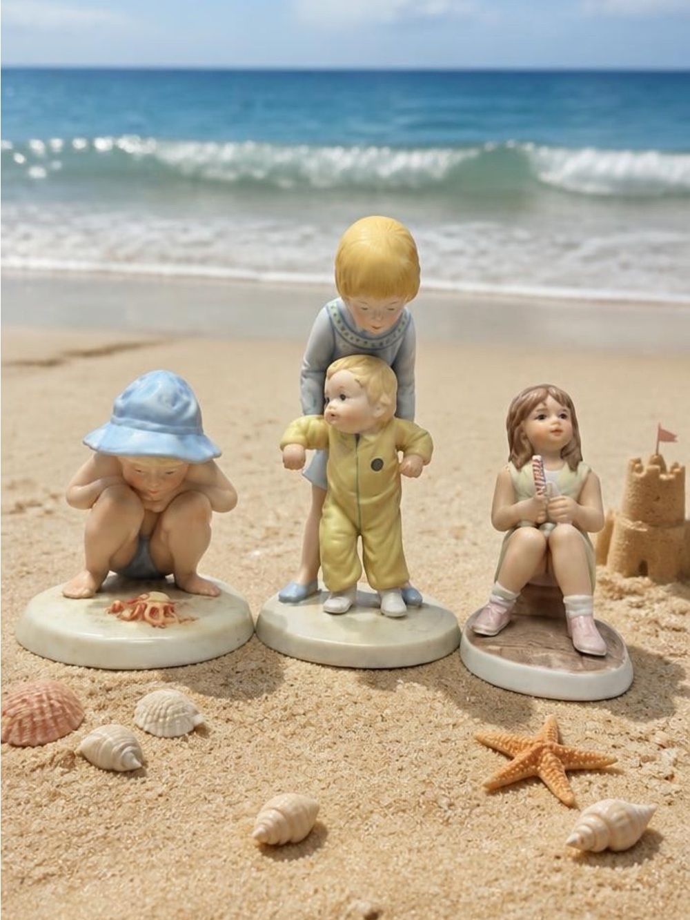 Francis Hook A Childs World Ceramic Trio Of Children At The Beach Toddler & Girl